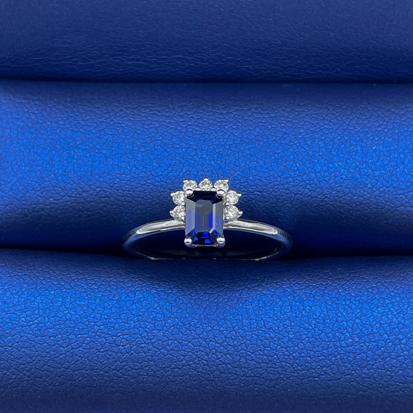 Anillo Queen Sapphire