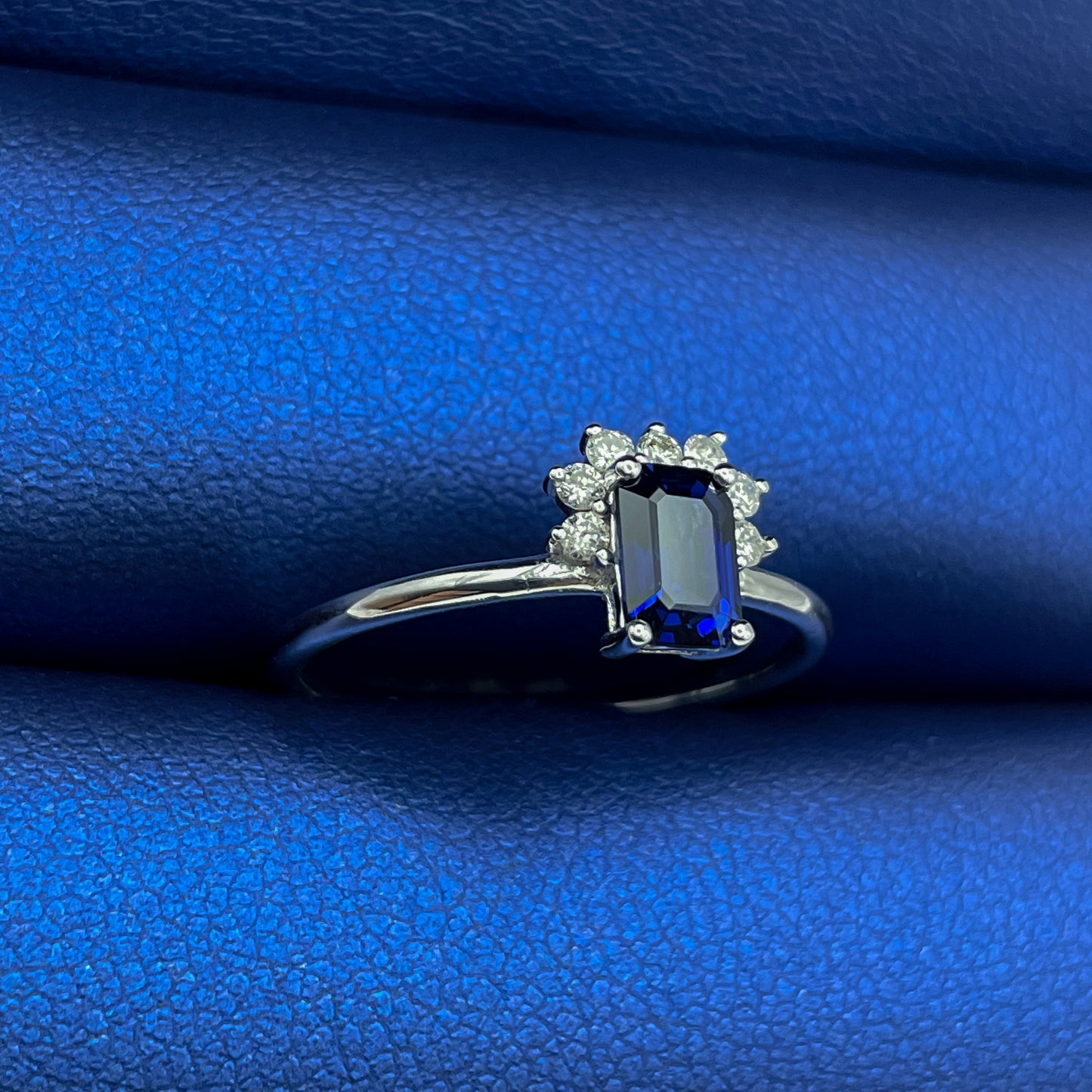 Anillo Queen Sapphire